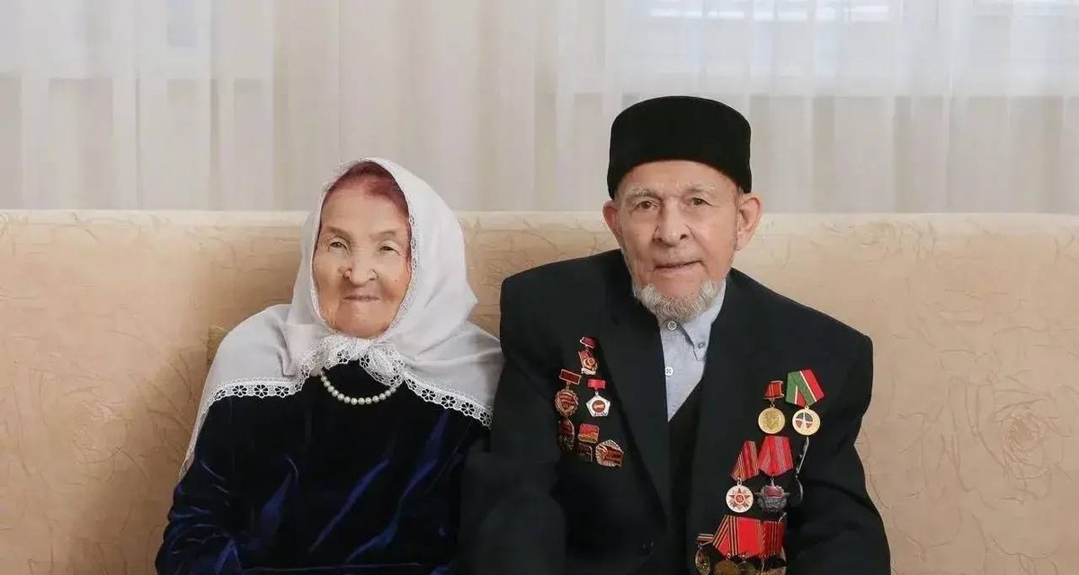 Водитель, ставший имамом, и мать шестерых детей отметили 70 лет брака в Набережных Челнах
