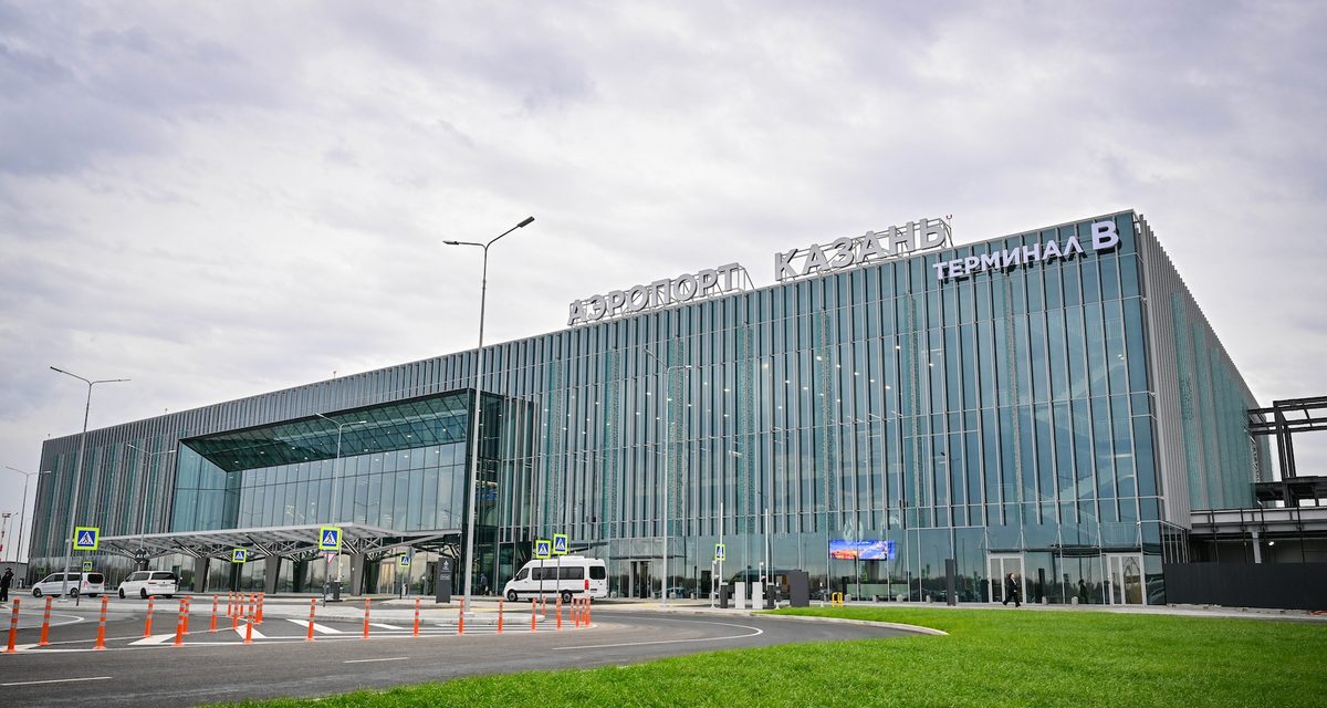 В аэропорту Казани запустили новый терминал с 32 стойками регистрации и семейными зонами