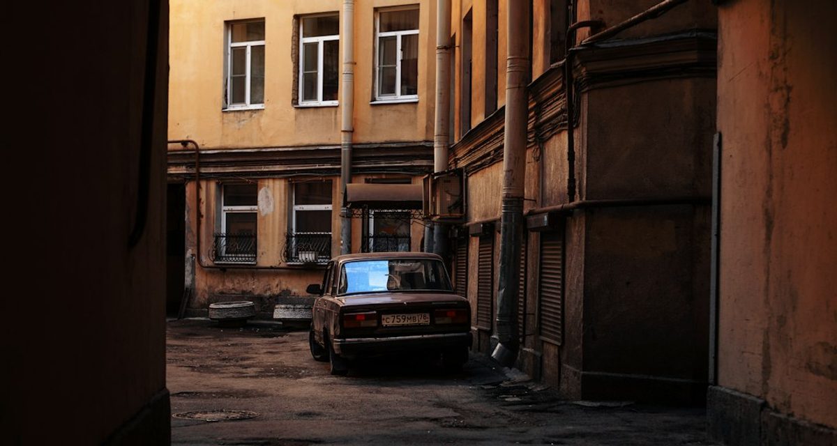 Двое подростков в Лениногорске угнали незапертую «семёрку» и улетели в кювет